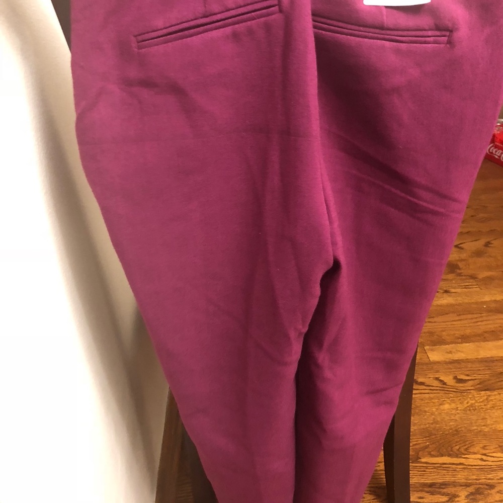 Old Navy Trousers -Burgundy - Picture 2 of 2